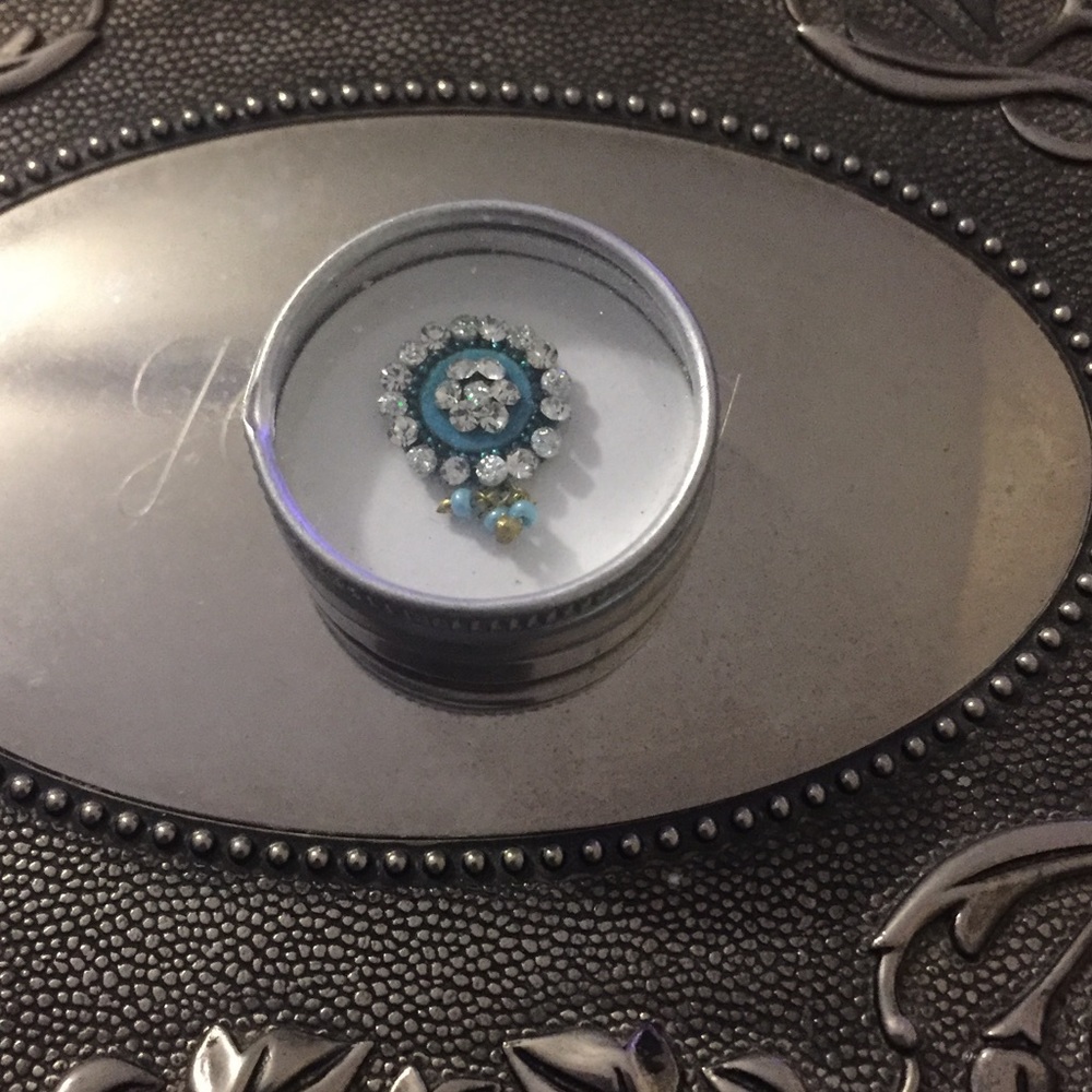 Vintage 90's Bindi only worn twice